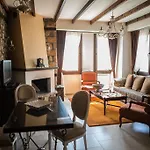 Archontiko Emmanouilidi Káto Loutrákion