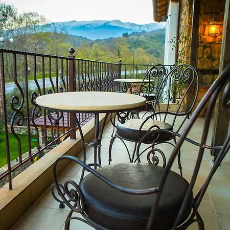 Archontiko Emmanouilidi Káto Loutrákion