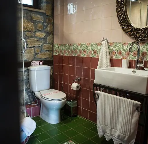 Apart Otel Archontiko Emmanouilidi 4*